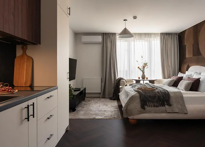 Riverview Portovo With Parking By Lion